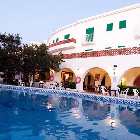 Hotel Tagomago 3*